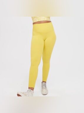 Aerie OFFLINE Real Me Leggings Green Rush Medium 7/8 Smocked Waist Hi-Rise NWT